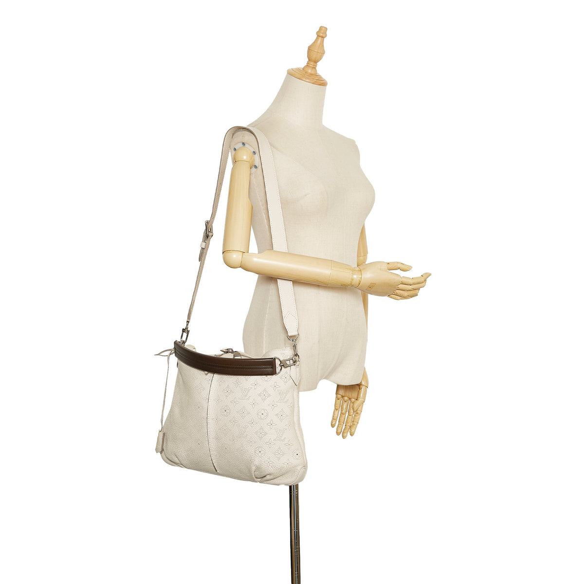 Louis Vuitton Selene PM Beige Monogram Mahina