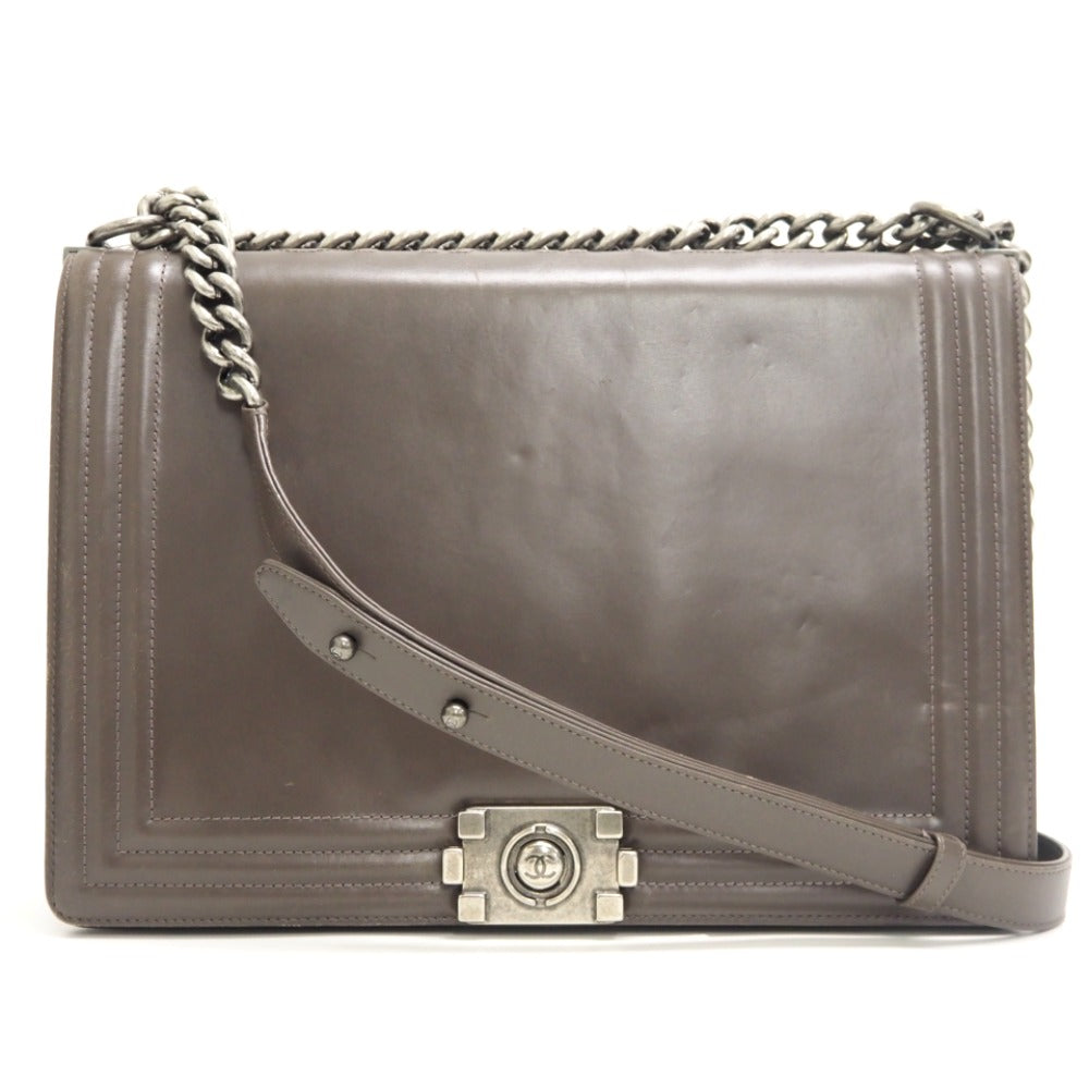 CHANEL Shoulder Bag leather gray Boy chanel