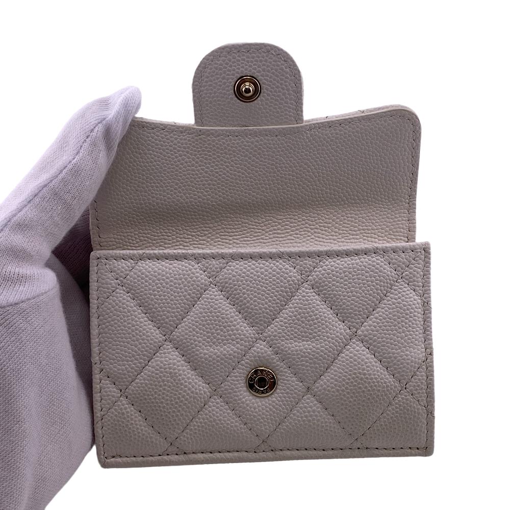 CHANEL Tri-fold wallet Caviar skin white Matrasse Compact wallet