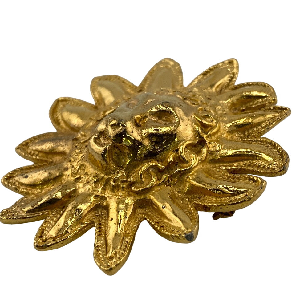 CHANEL Brooch Gold Plated gold Lion Women Used