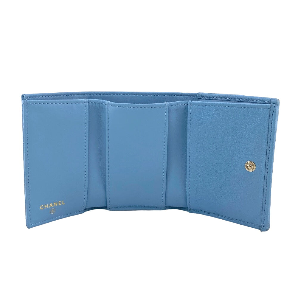 CHANEL Tri-fold wallet Caviar skin blue Matrasse Rhinestone COCO Mark Métiers d'Art Collection Collectors