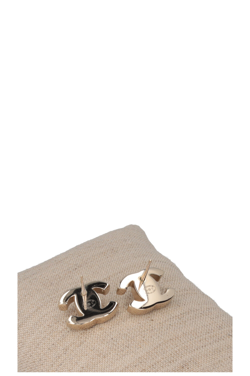 CHANEL CC Lock Earrings Champagner Gold