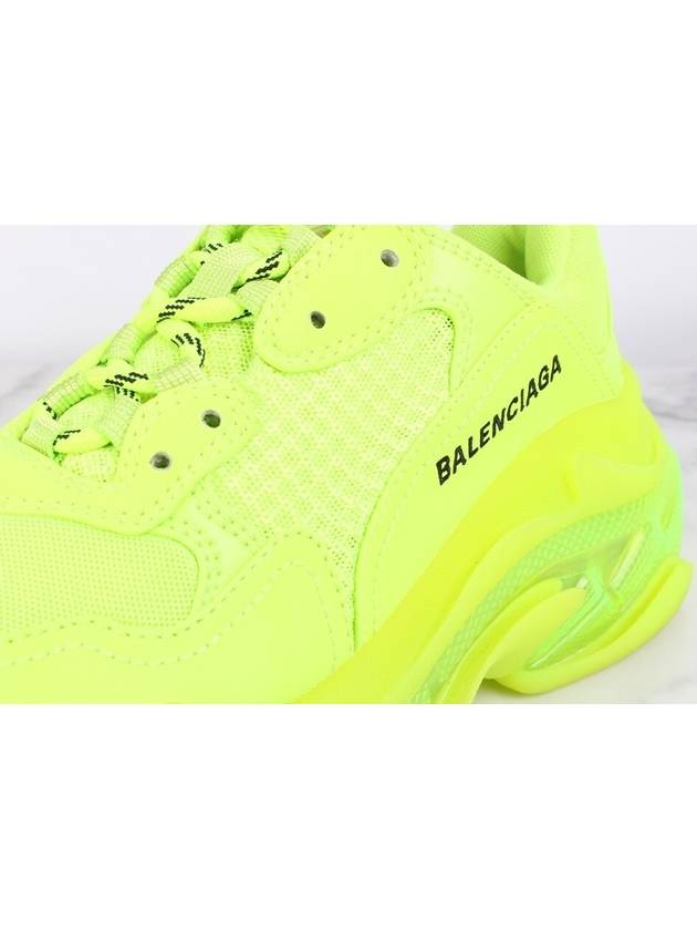 Luxury Balenciaga  Airsole Triple S Sneakers 37 240