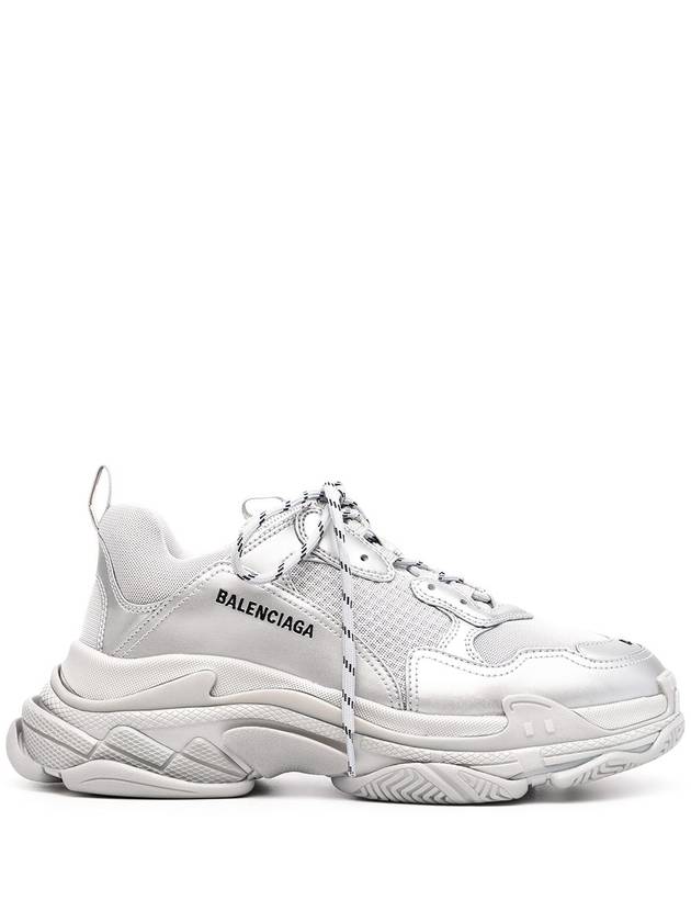Luxury Balenciaga  Triple S Low Top Sneakers Silver Metallic