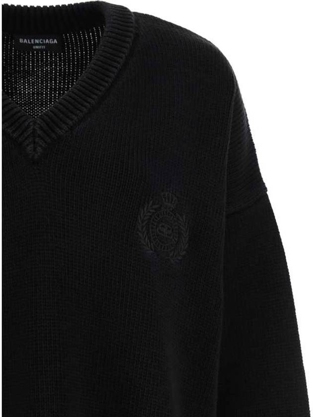 Luxury Balenciaga  Men's Back Logo V-Neck Knit Top Black
