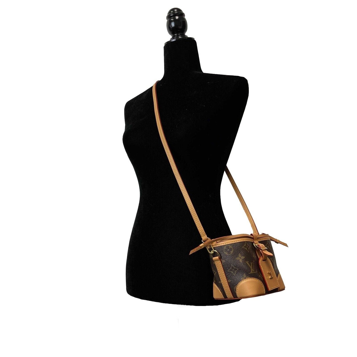 LOUIS VUITTON Noe Nano Purse Monogram Canvas Bucket Bag 2021