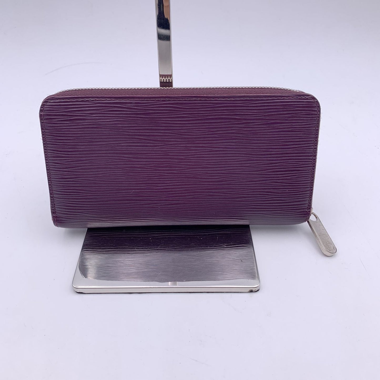 LOUIS VUITTON Purple Epi Leather Zippy Long Continental Wallet