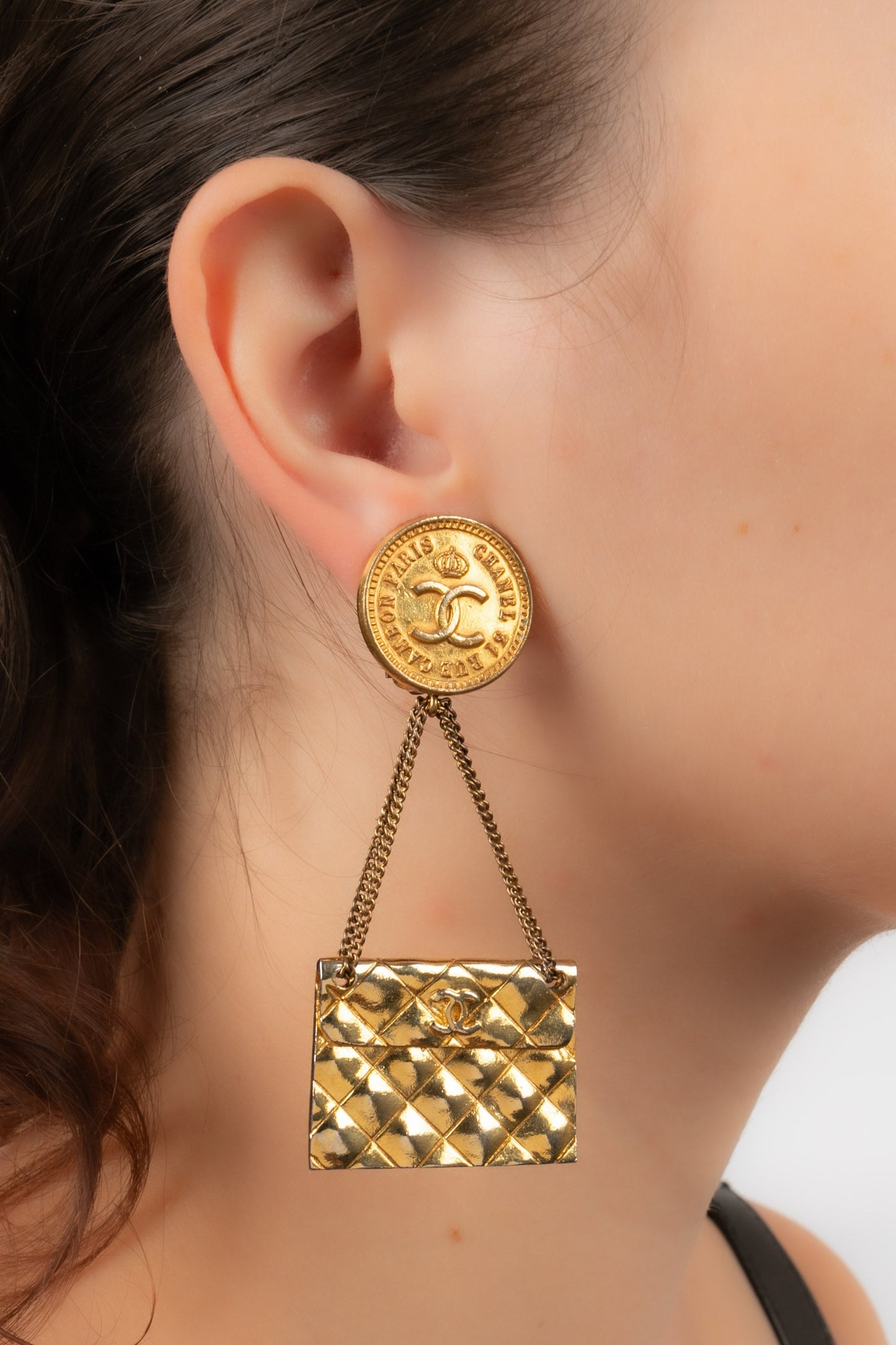 Boucles d'oreilles Chanel