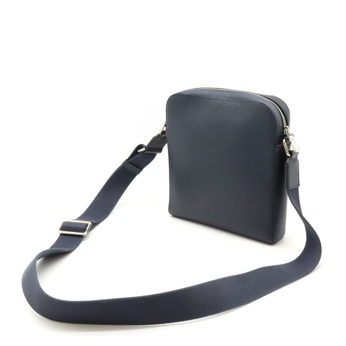 Louis Vuitton Taiga  Taiga Leather Pochette Shoulder Bag
