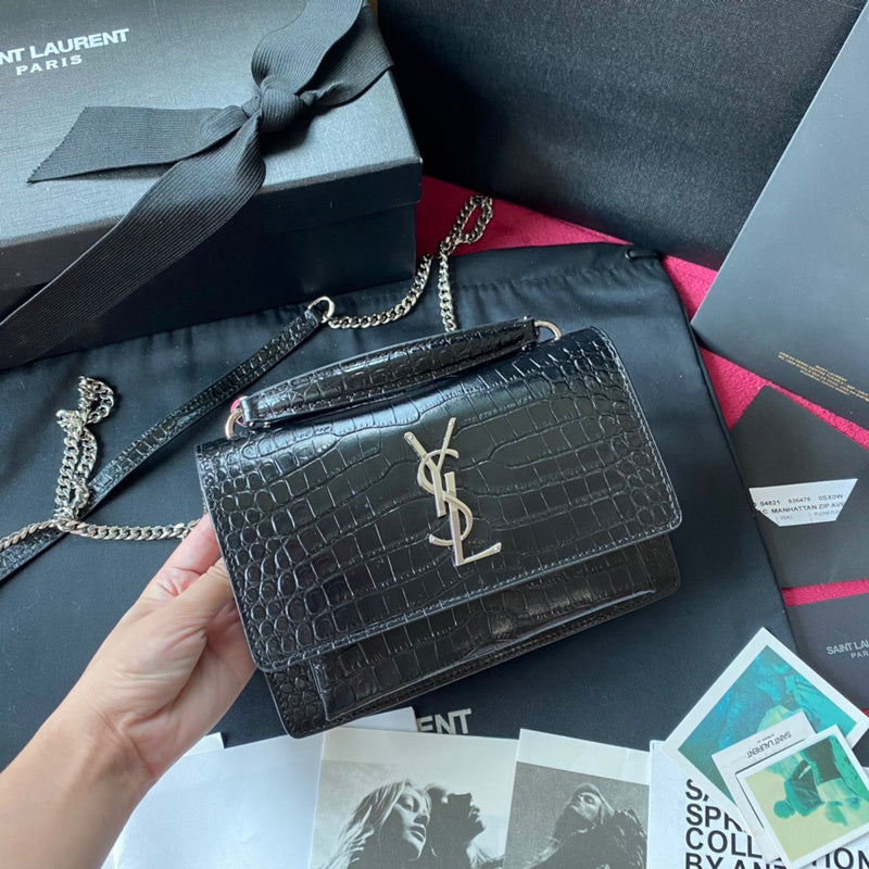 Yves Saint Laurent - Bags - The Wells Bags  450