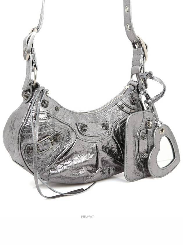 Luxury Balenciaga  Women s Le Cagol Xs Shoulder Bag Metallic Silver Cross 671309