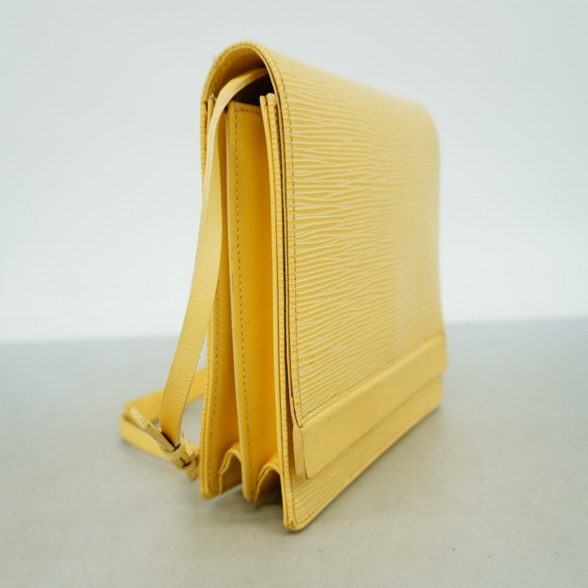 Louis Vuitton Shoulder Bag