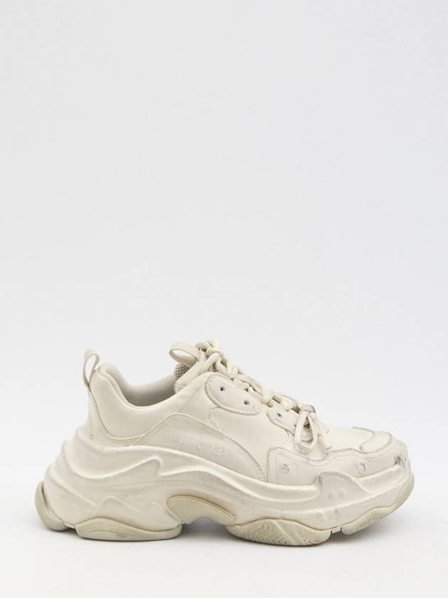 Luxury Balenciaga  Triple S Sneakers