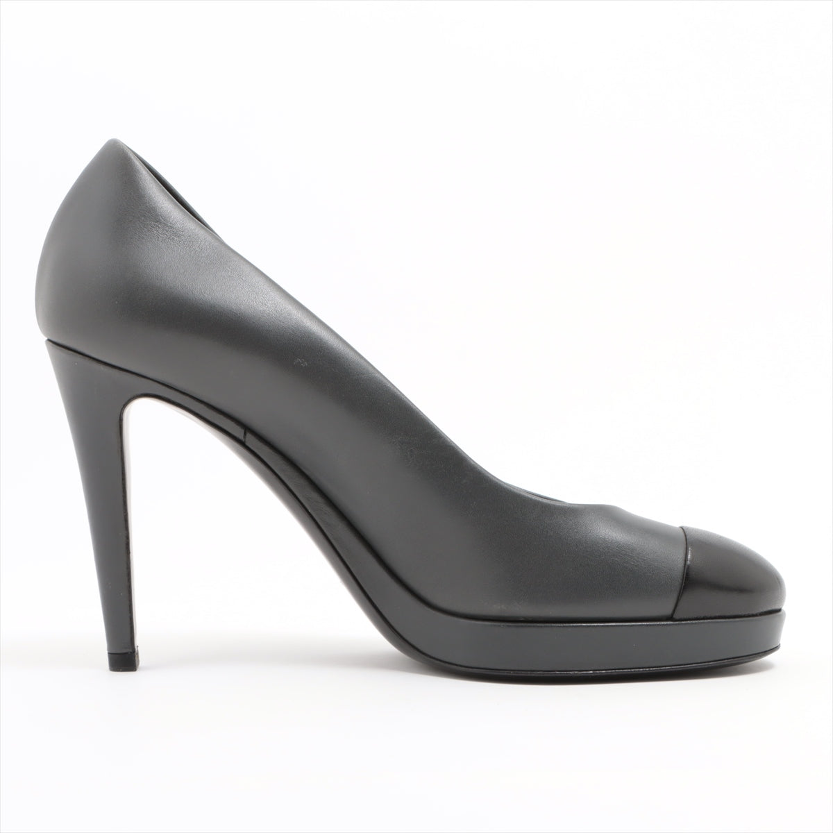 Chanel Coco Leather Pump 38C  Black X Grey G30389