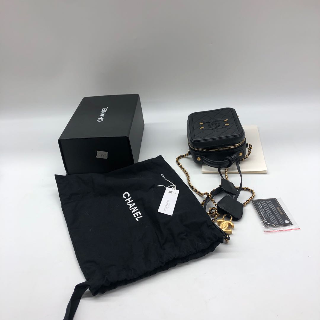 Chanel Vanity Caviar Leather Shoulder Bag