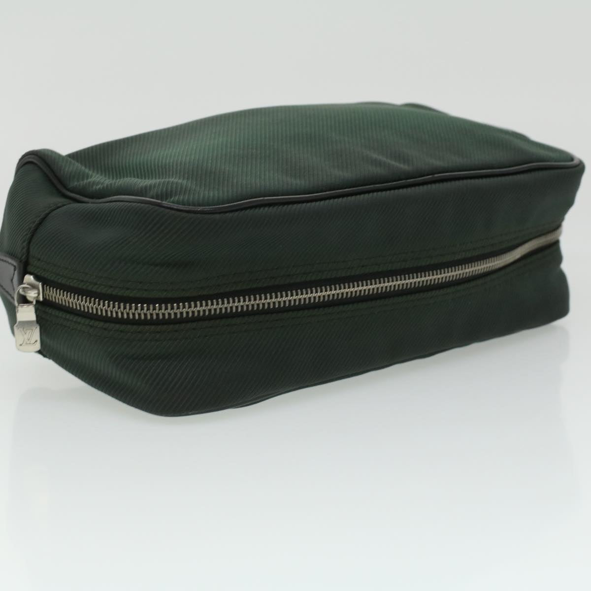 LOUIS VUITTON Taiga Parana Clutch Bag Epicea M30752 LV Auth ac1439