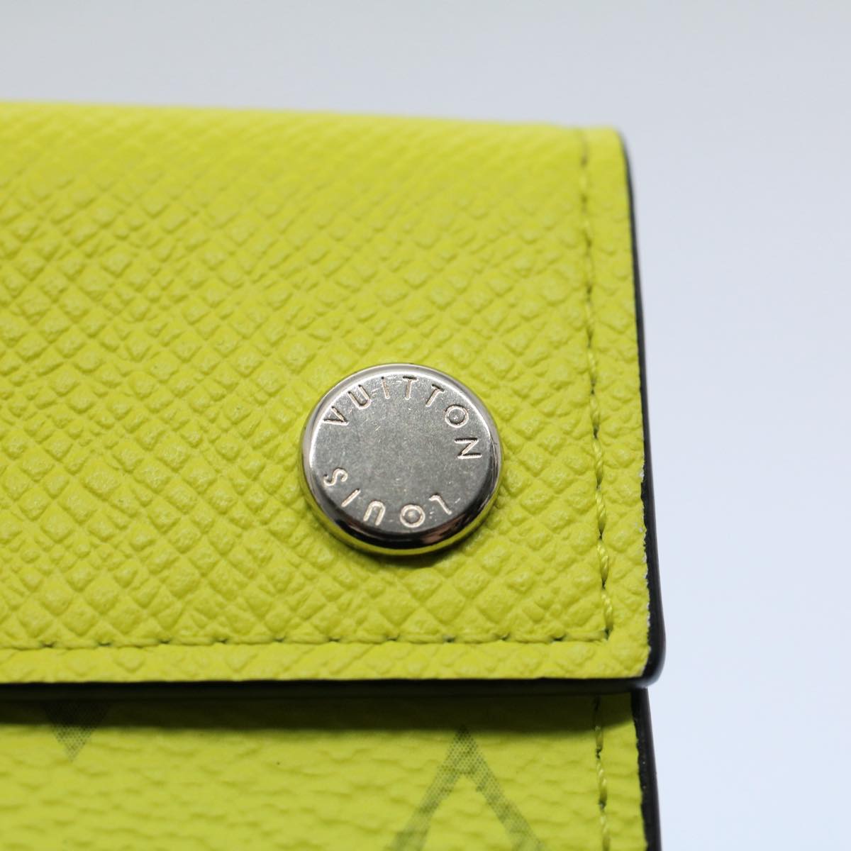 LOUIS VUITTON Taigalama Discovery Compact Wallet Jaune M67629 LV Auth ac2214