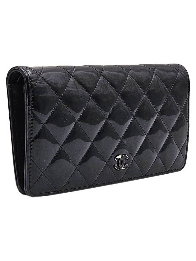 Chanel black patent silver CC logo long wallet 16th Chanel