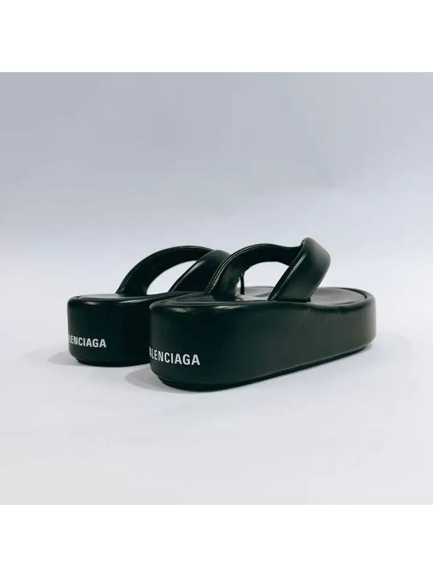 Luxury Balenciaga  Women's Rise Thong Flip Flops Black