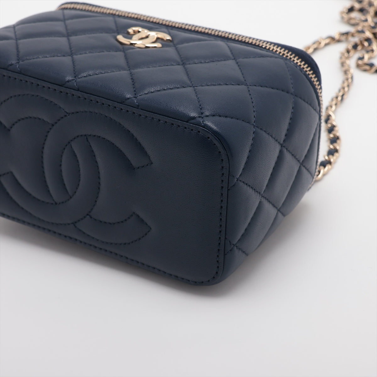 Chanel Lambskin  Chain Shoulder Bag Vanity Navy G  AP2846