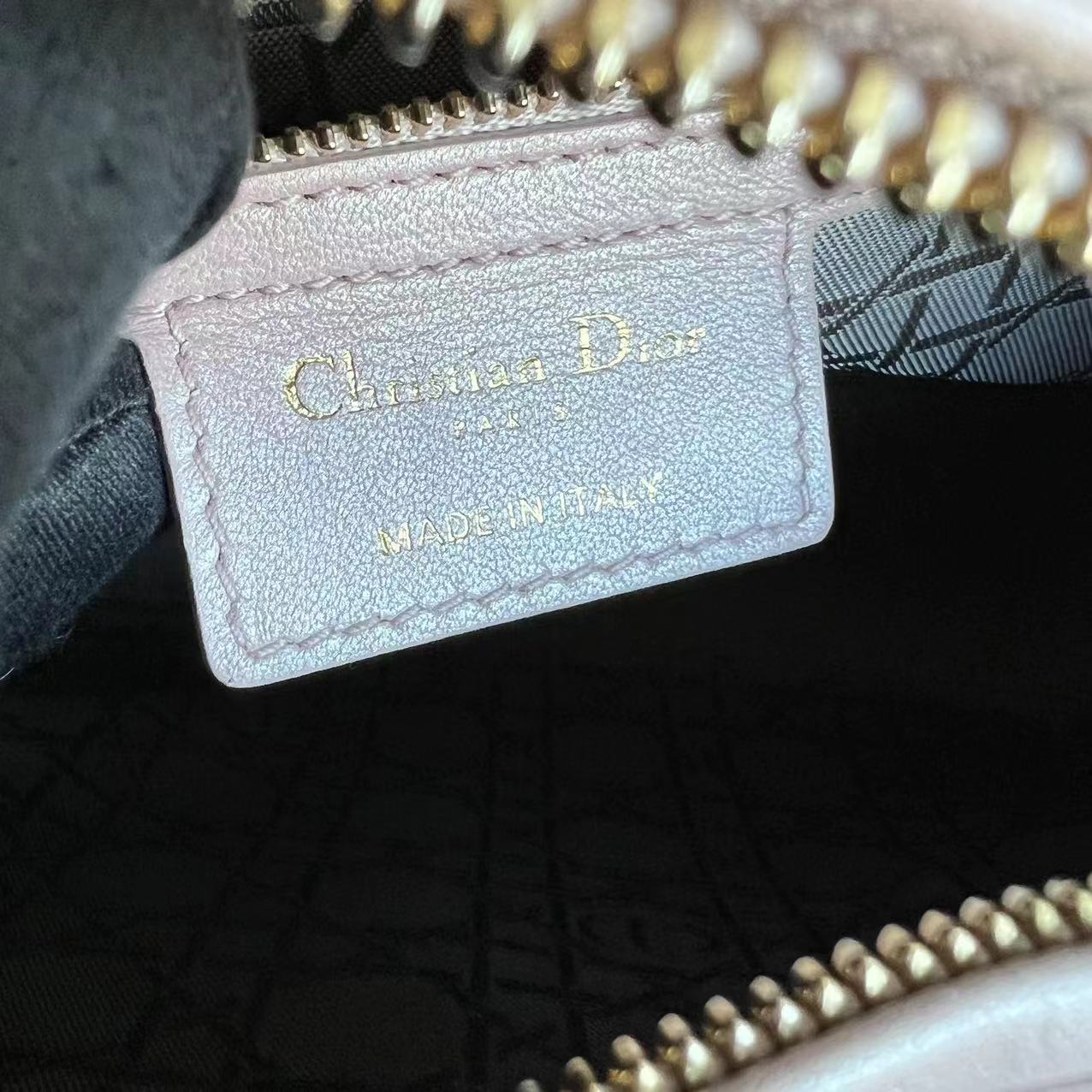 *Adjustable strap*  Lady Medium Cannage Lambskin Iridescent Sakura Pink GHW