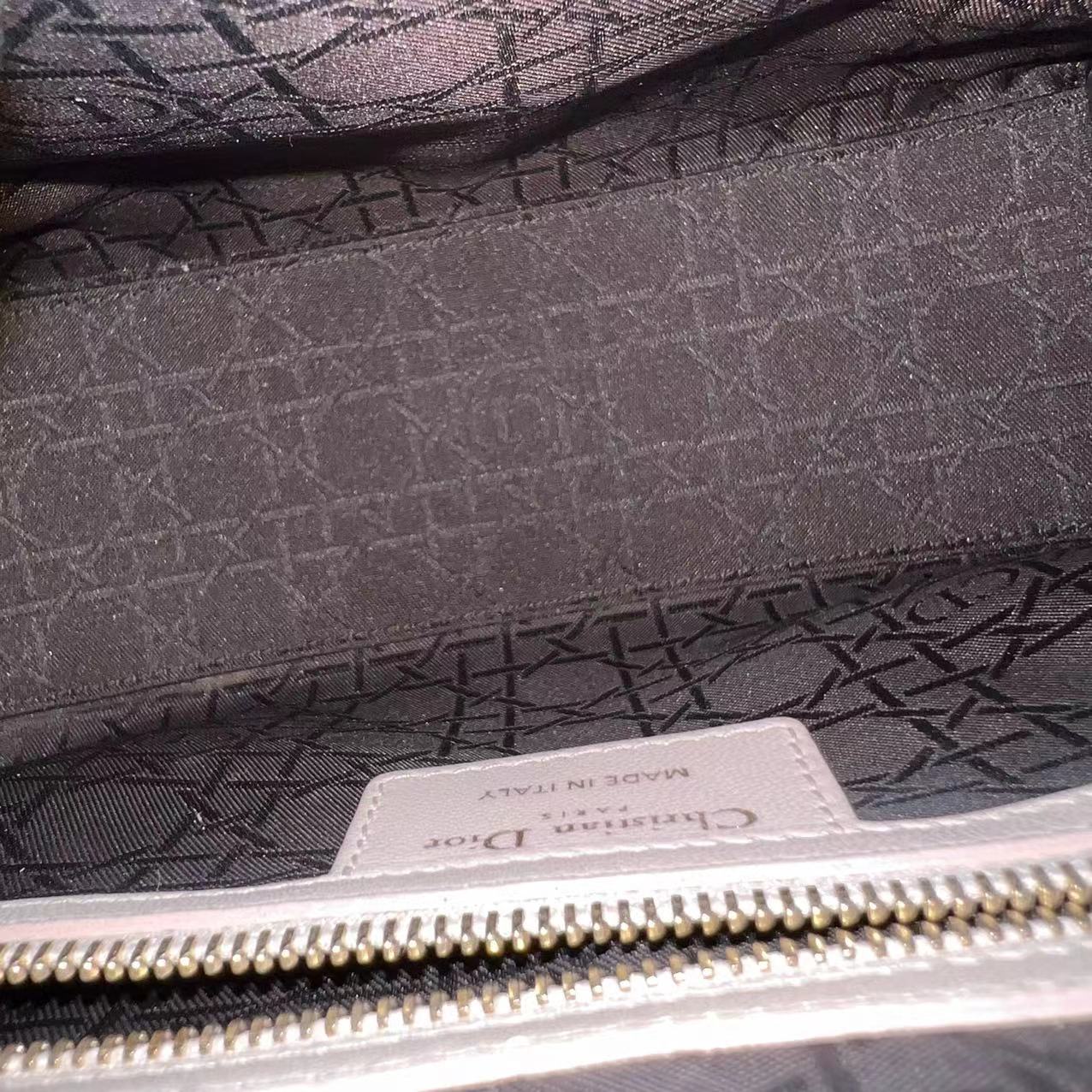 *Adjustable Strap* Lady Medium Cannage Lambskin Sakura Pink Golden Hardware