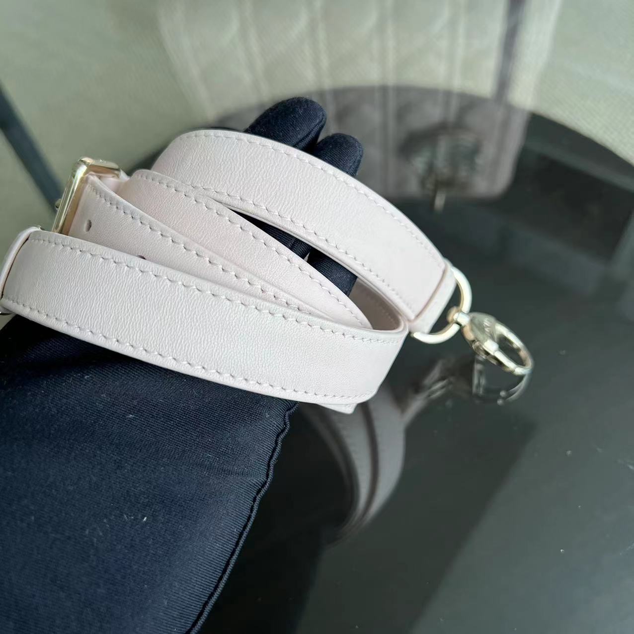 *Adjustable Strap* Lady Medium Cannage Lambskin Sakura Pink Golden Hardware