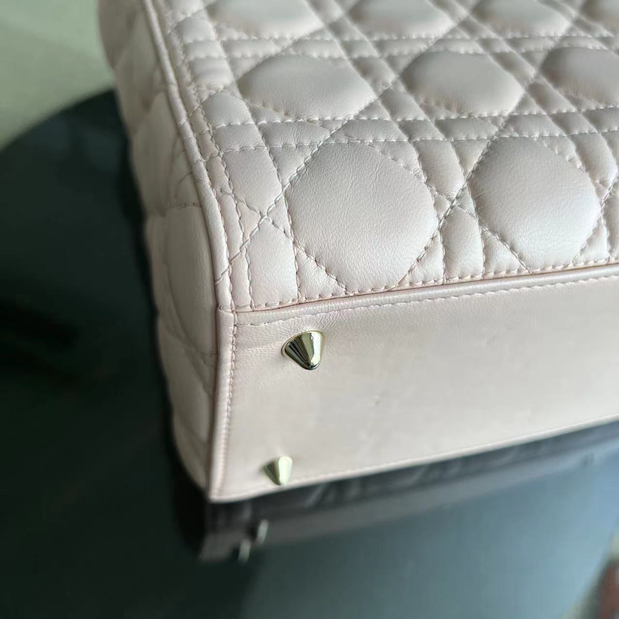 *Adjustable Strap* Lady Medium Cannage Lambskin Sakura Pink Golden Hardware