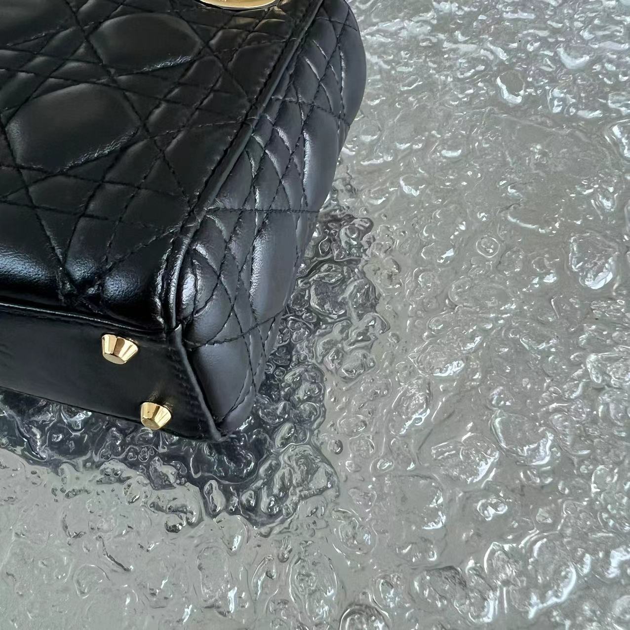 *Adjustable Strap* Lady Mini Cannage Lambskin Black Golden Hardware