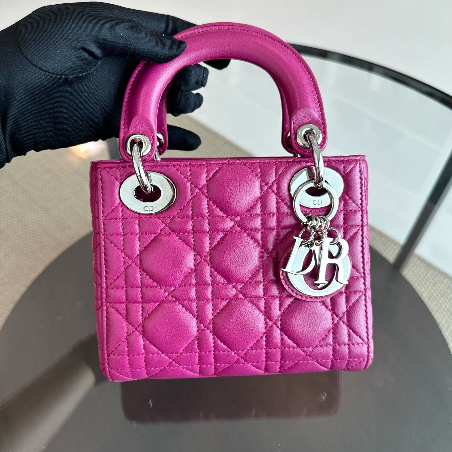 *Adjustable strap* Lady Mini Lambskin Flap Cannage Purple SHW