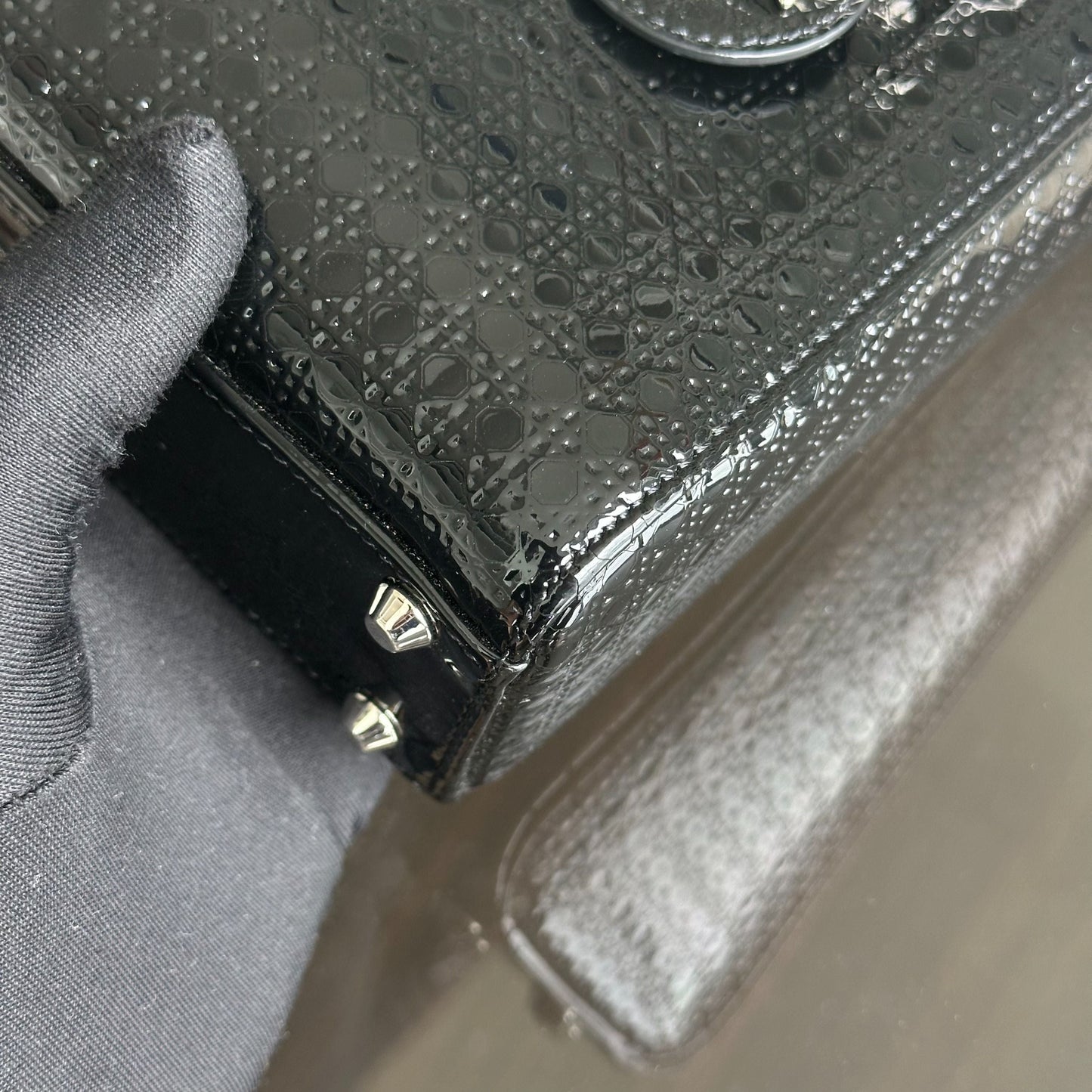 *Adjustable strap* Lady Mini Micro-Cannage Glazed Calfskin Leather Black SHW