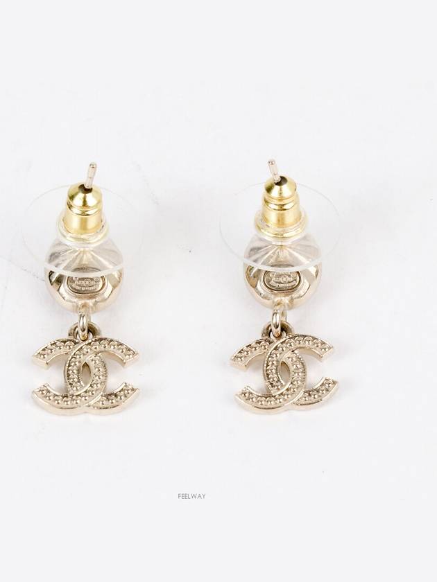 Opal CC drop earrings 73659 Chanel