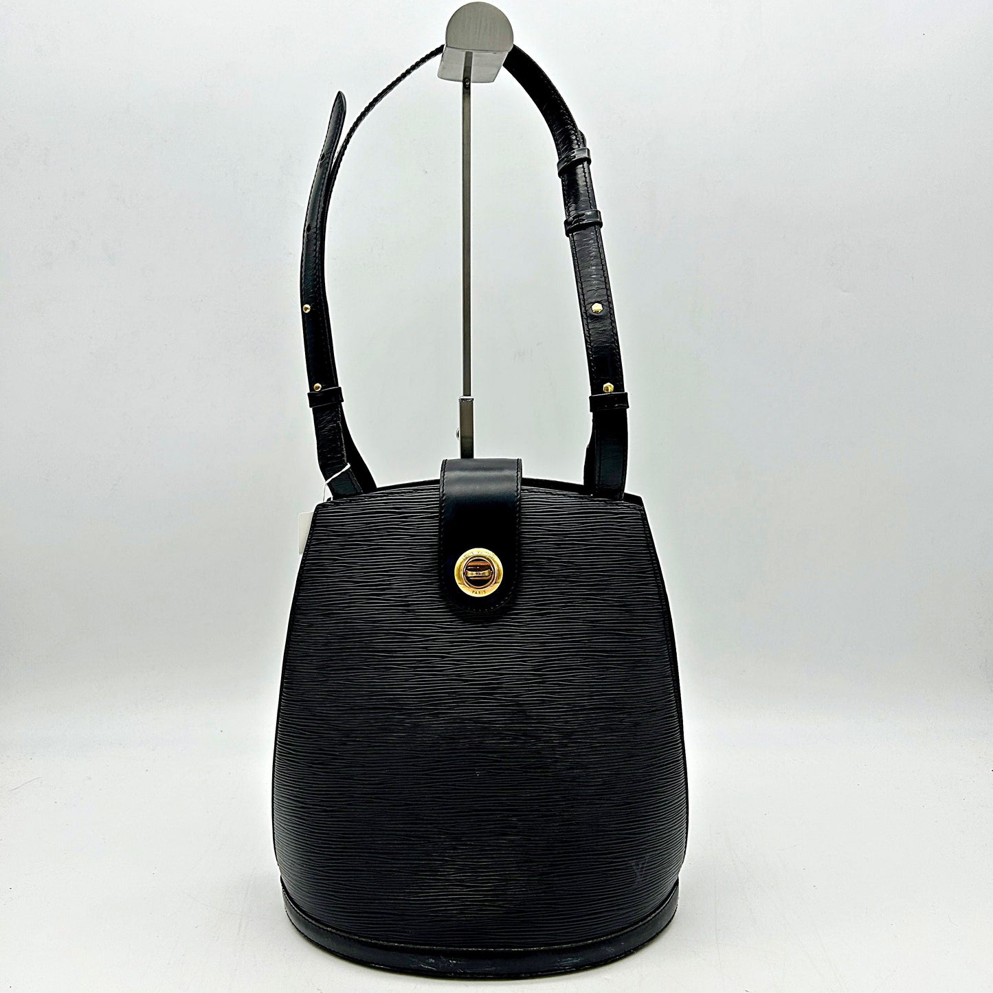 Louis Vuitton Epi Leather Cluny Vintage - Black Bucket Bags, Handbags AF684