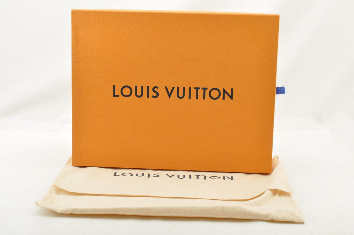 LOUIS VUITTON Virgil Abloh Shoulder Bag Soft Trunk Box White M53254 Auth ak104A