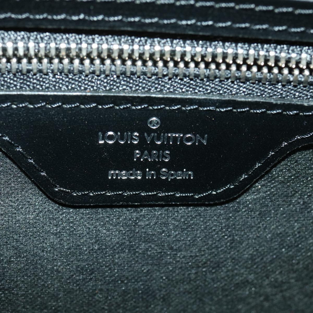 LOUIS VUITTON Taiga Parana Clutch Bag Epicea M30754 LV Auth am3309