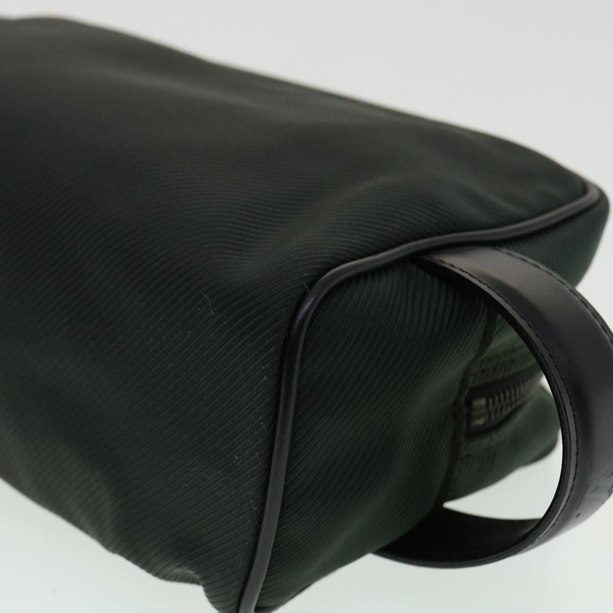 LOUIS VUITTON Taiga Parana Clutch Bag Epicea M30754 LV Auth am3309