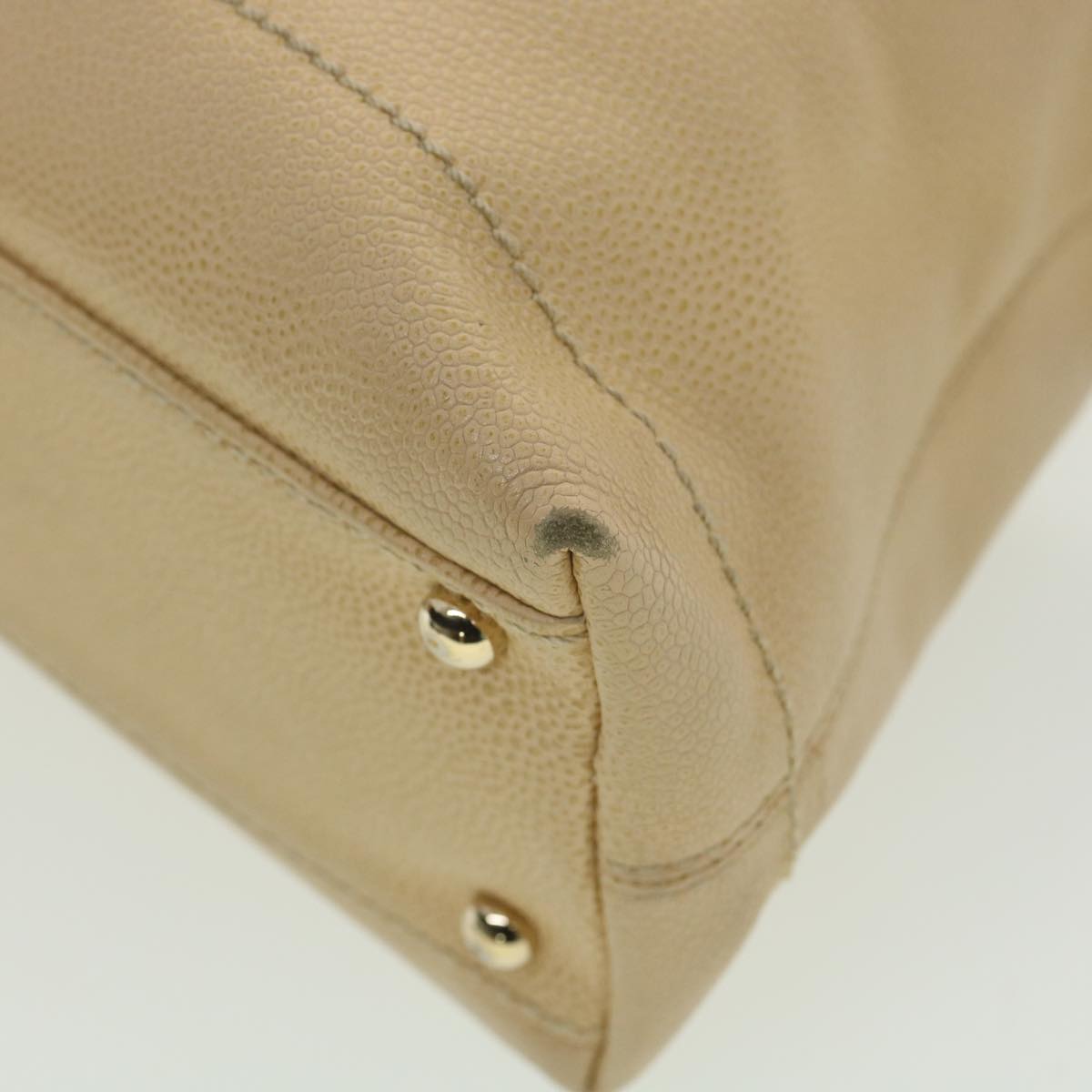 CHANEL Shoulder Bag Caviar Skin Beige CC Auth am3924