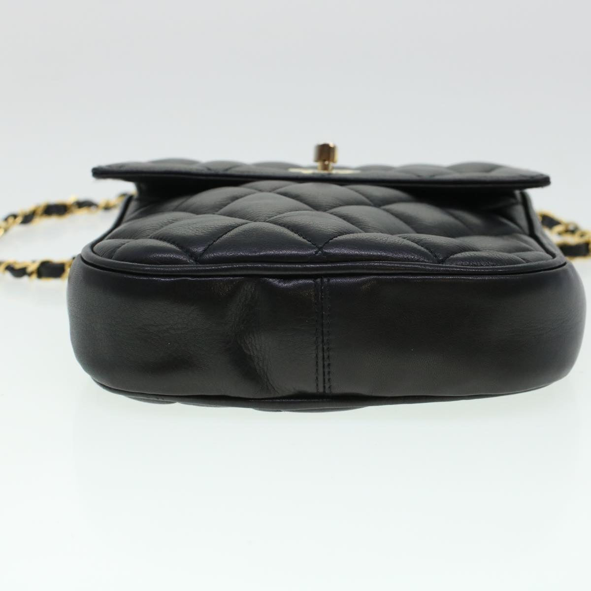 Top Quality Chanel Matelasse Turn Lock Chain Shoulder Bag Lamb Skin Black CC Auth am4542