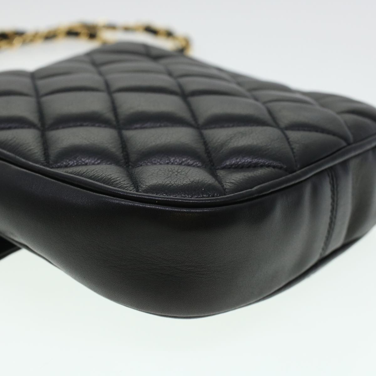 Top Quality Chanel Matelasse Turn Lock Chain Shoulder Bag Lamb Skin Black CC Auth am4542