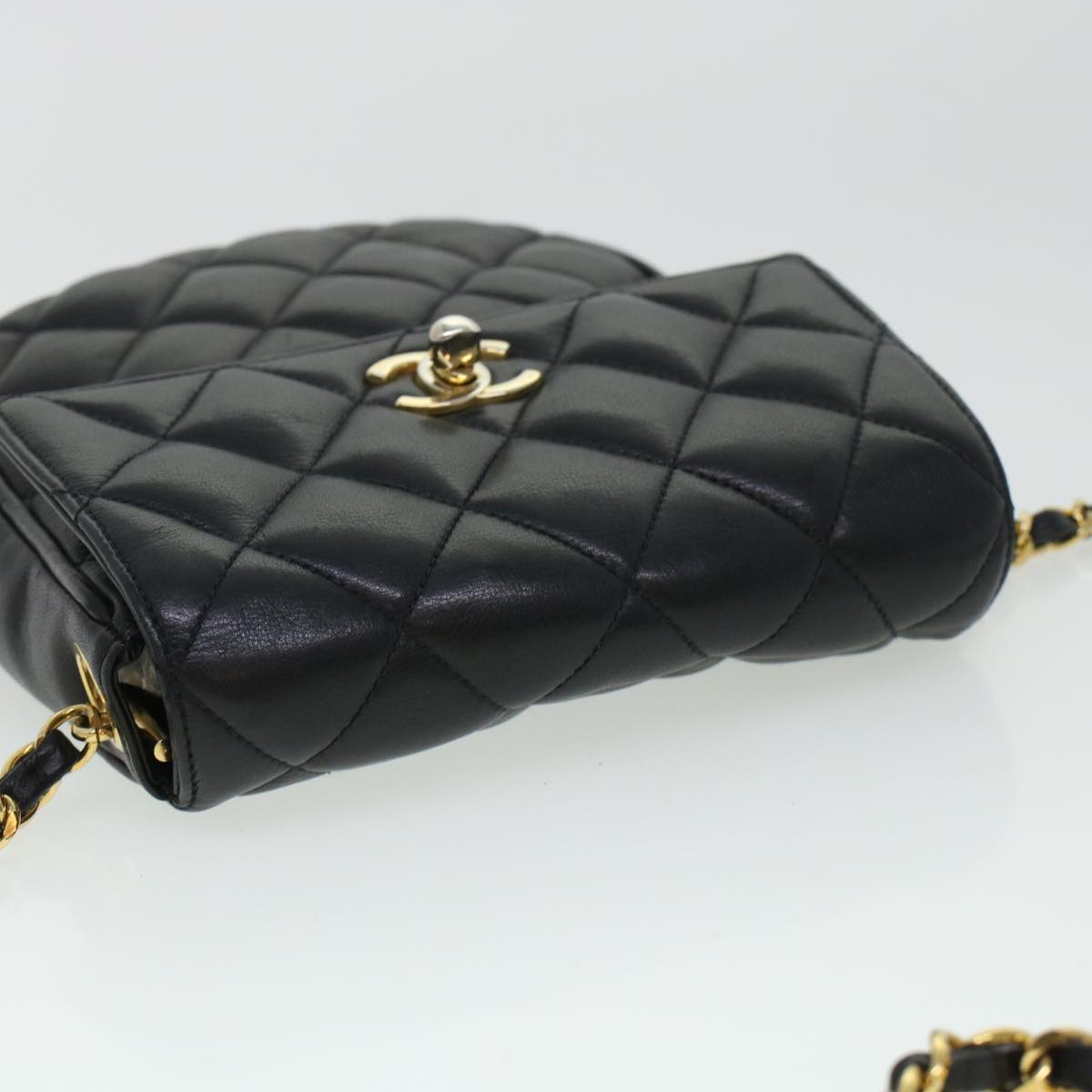 Top Quality Chanel Matelasse Turn Lock Chain Shoulder Bag Lamb Skin Black CC Auth am4542