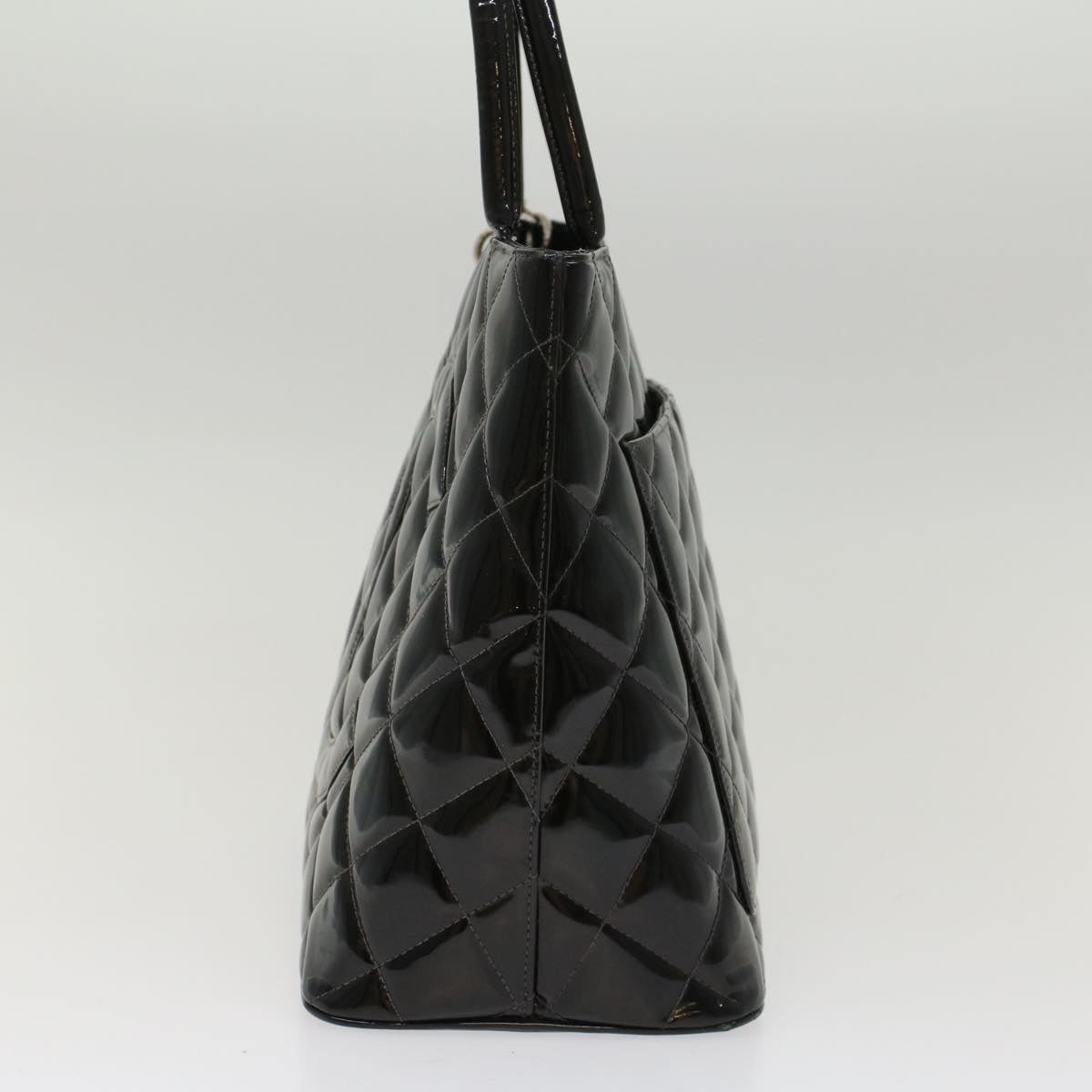 CHANEL Tote Bag Patent leather Reprint Edition Black CC Auth am4745