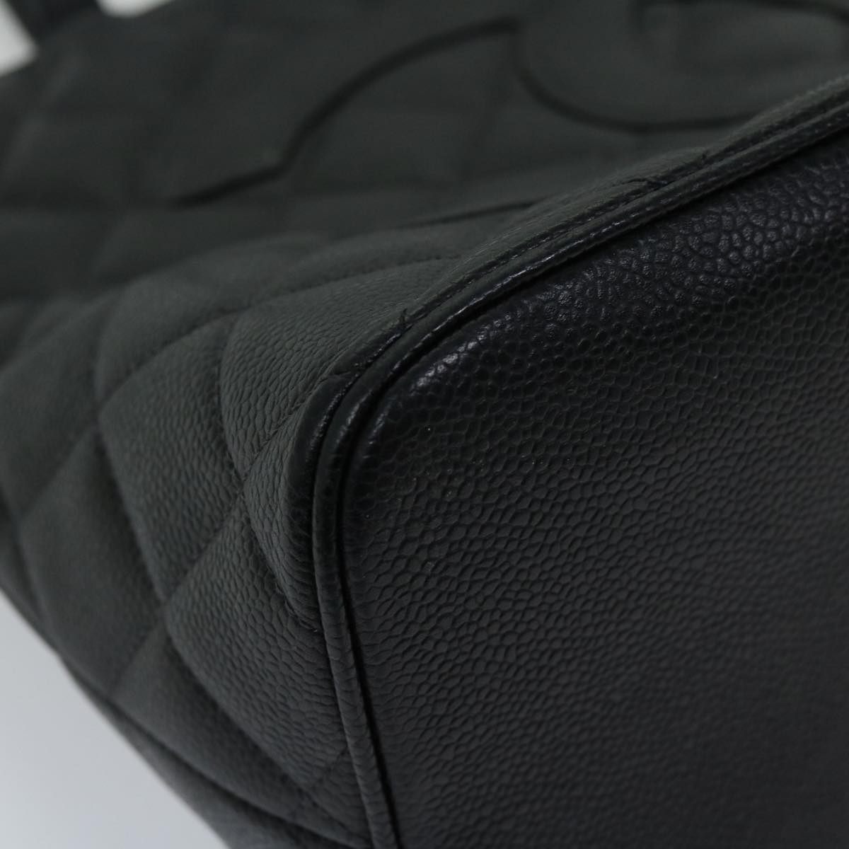 CHANEL Standard Tote Bag Caviar Skin Black CC Auth am5970A