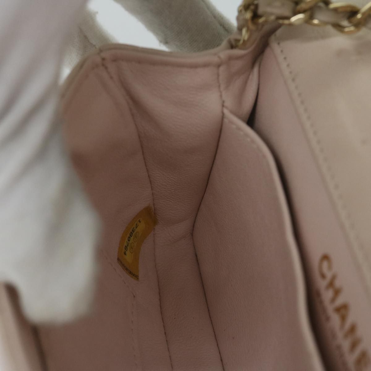 Top Quality Chanel Mini Matelasse Turn Lock Shoulder Bag Lamb Skin Beige CC Auth ar10895A