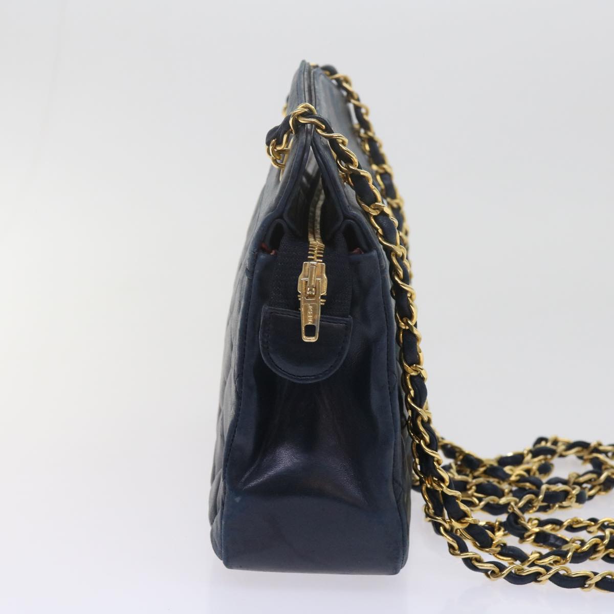 CHANEL Matelasse Chain Shoulder Bag Lamb Skin Navy CC Auth ar11052