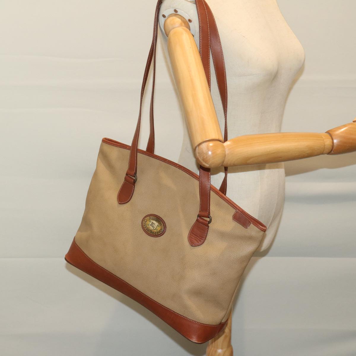 BURBERRYSs Shoulder Bag PVC Beige Auth ar11499