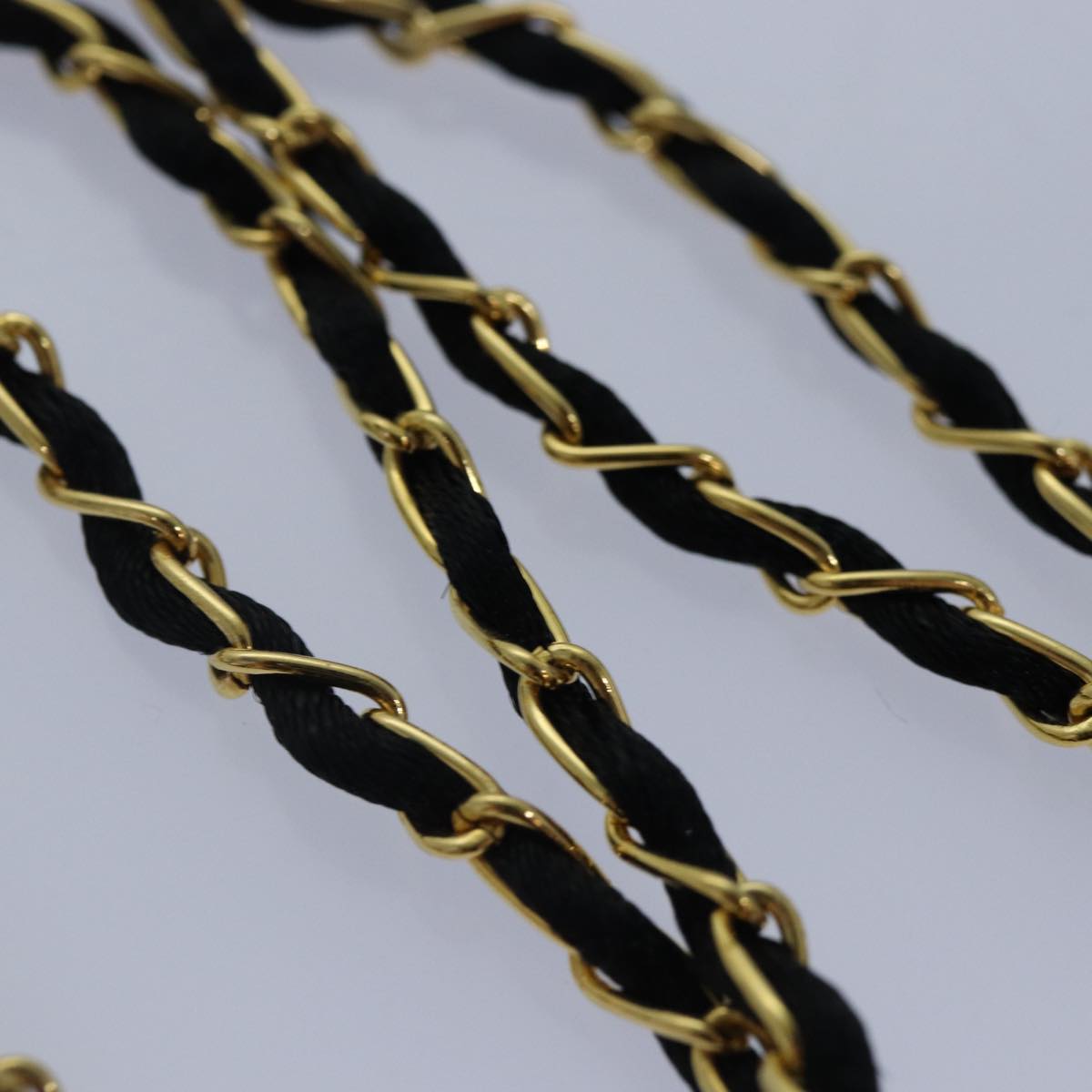 Top Quality Chanel Perfume NÔøΩ‚Äπ19 Necklace metal Gold Black CC Auth ar12469