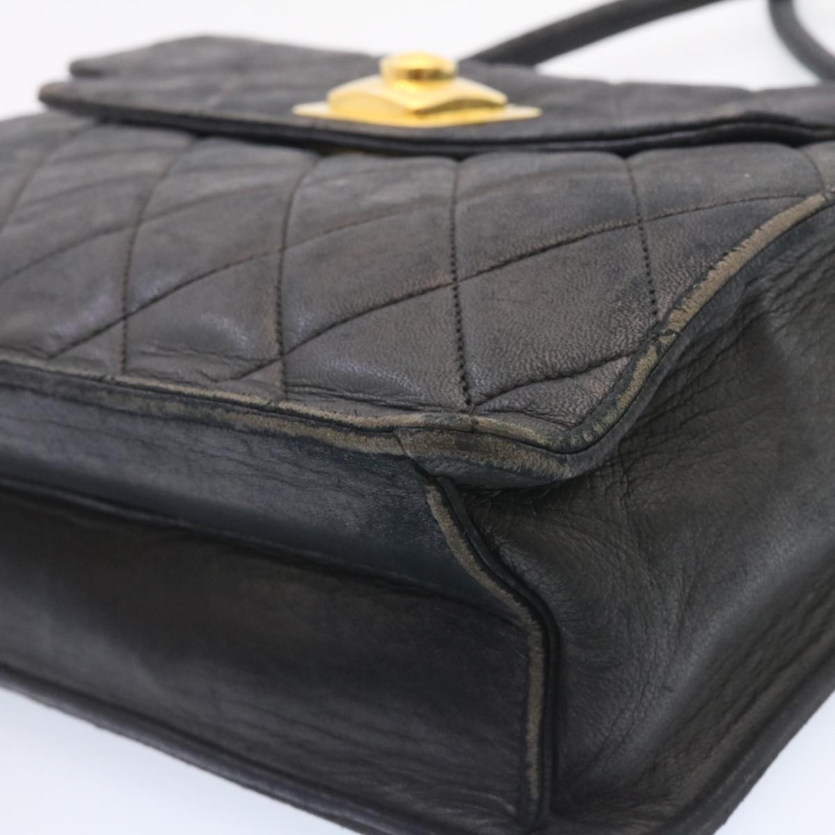 Top Quality Chanel Matelasse Shoulder Bag Lamb Skin Black Gold CC Auth ar5310A