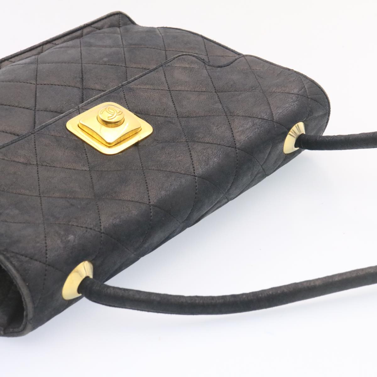 Top Quality Chanel Matelasse Shoulder Bag Lamb Skin Black Gold CC Auth ar5310A