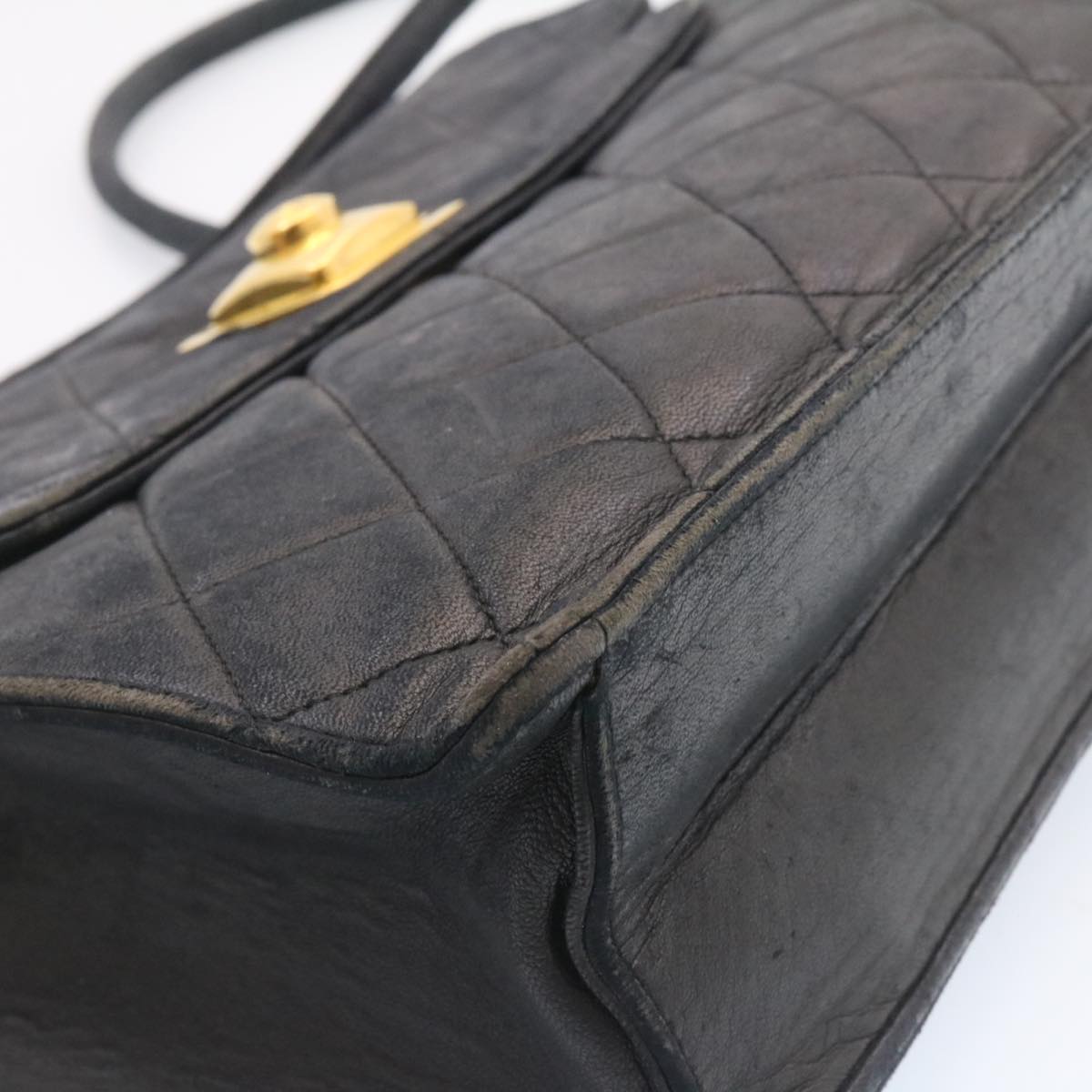 Top Quality Chanel Matelasse Shoulder Bag Lamb Skin Black Gold CC Auth ar5310A