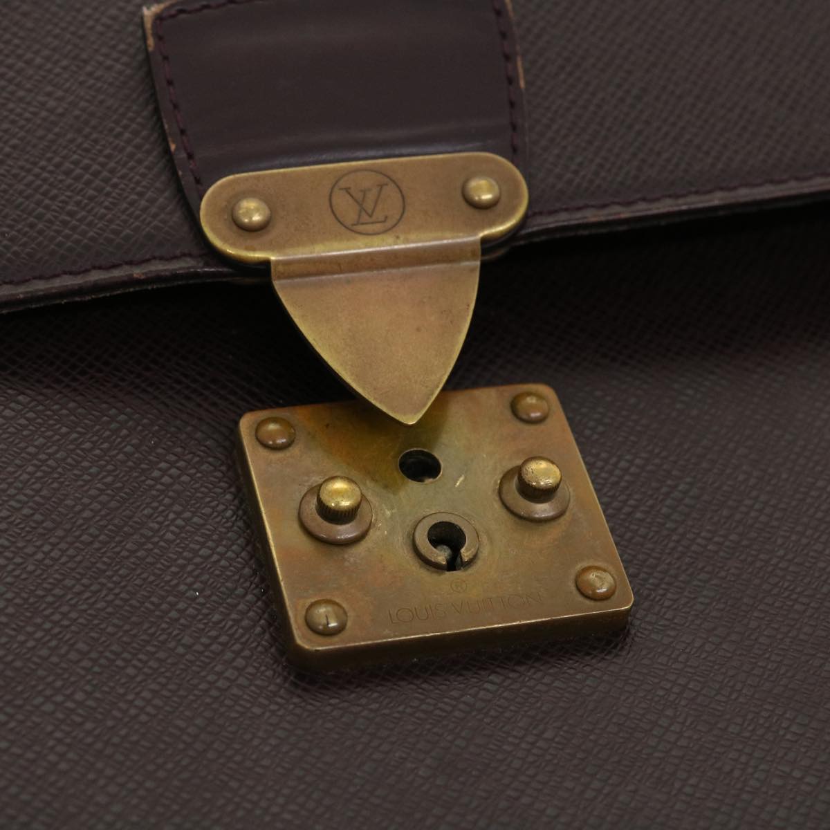 LOUIS VUITTON Taiga Serviette Moskova Business Bag Acajou M30036 LV Auth ar6874